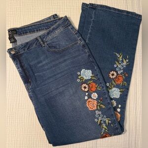 Midnight Velvet Fleetwood Floral Embroidered Jeans Cotton Stretch Women’s Sz 24W